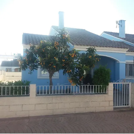 Oasis Park Maria Holiday home *