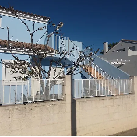 Oasis Park Maria 度假居