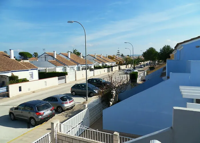 Oasis Park Maria 度假居